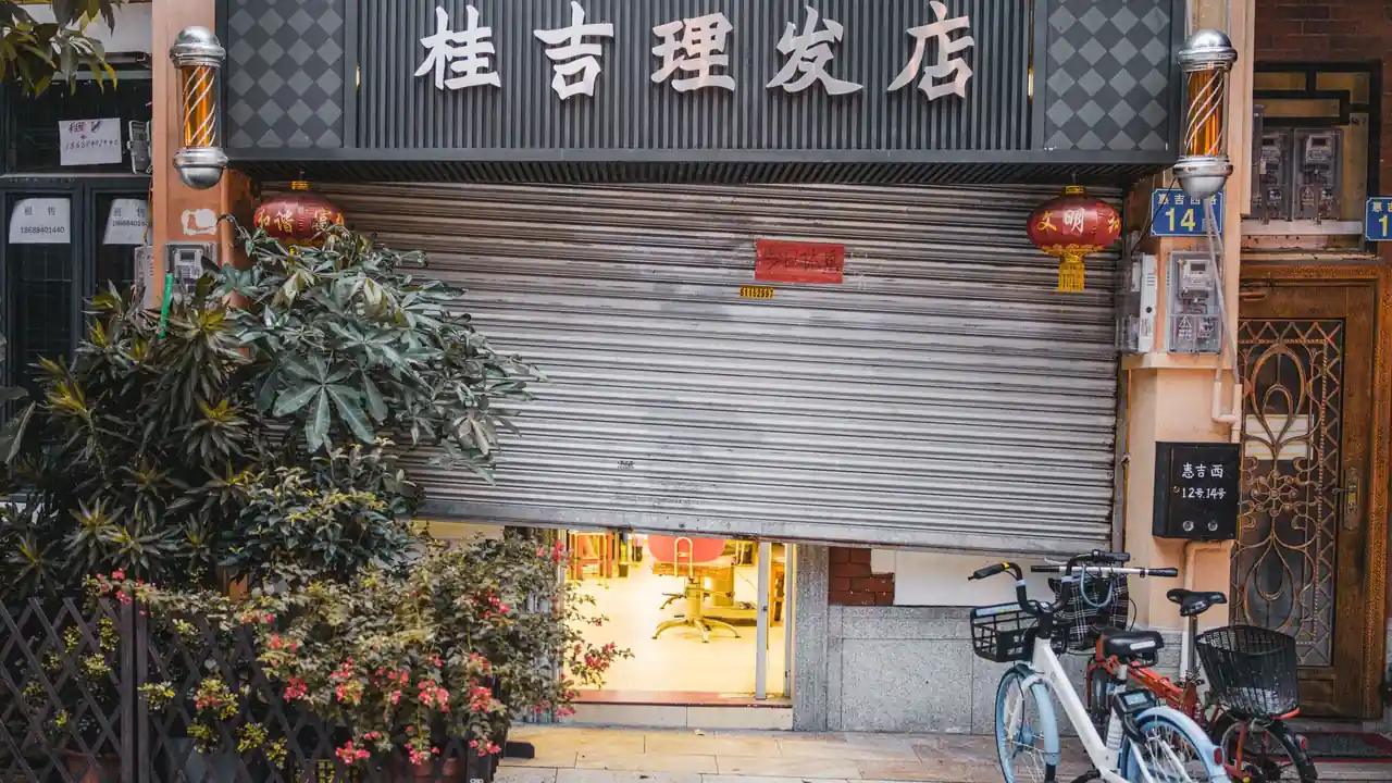 白裤袜校花扒腿让我c